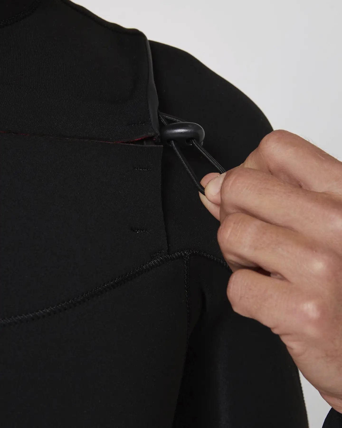 P1 Ocena 1mm L/S Springy - Black 8