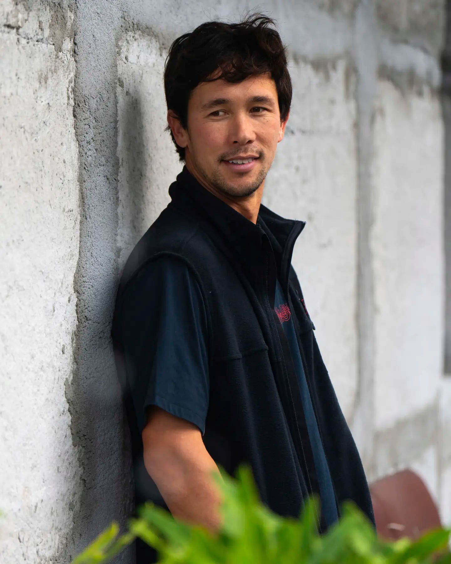 Follow Polar Vest - Black lifestyle 2