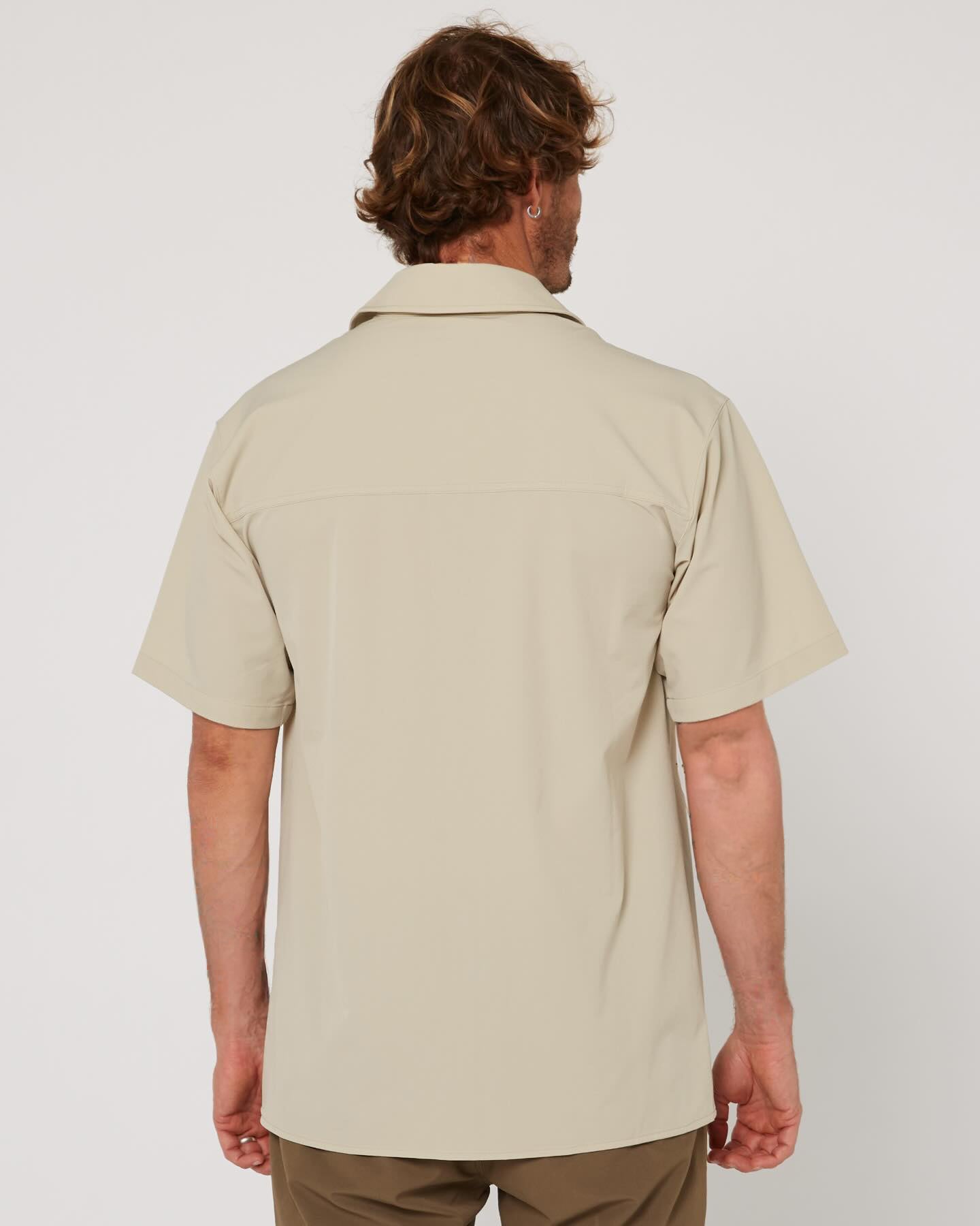 Follow Travel Shirt S/S - Cream 5