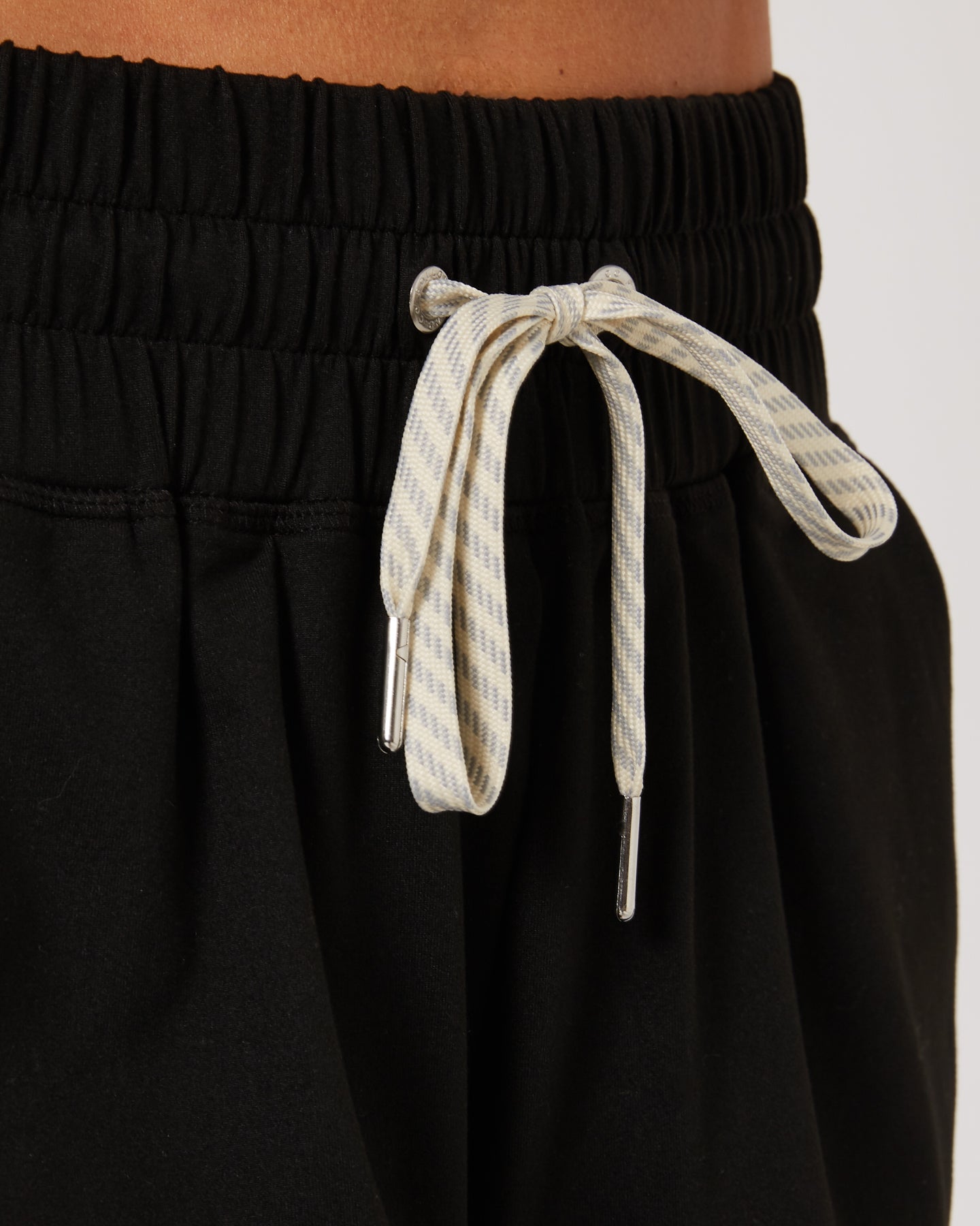 Follow Serena Shorts - Black — women's wakeboard shorts, product image 6