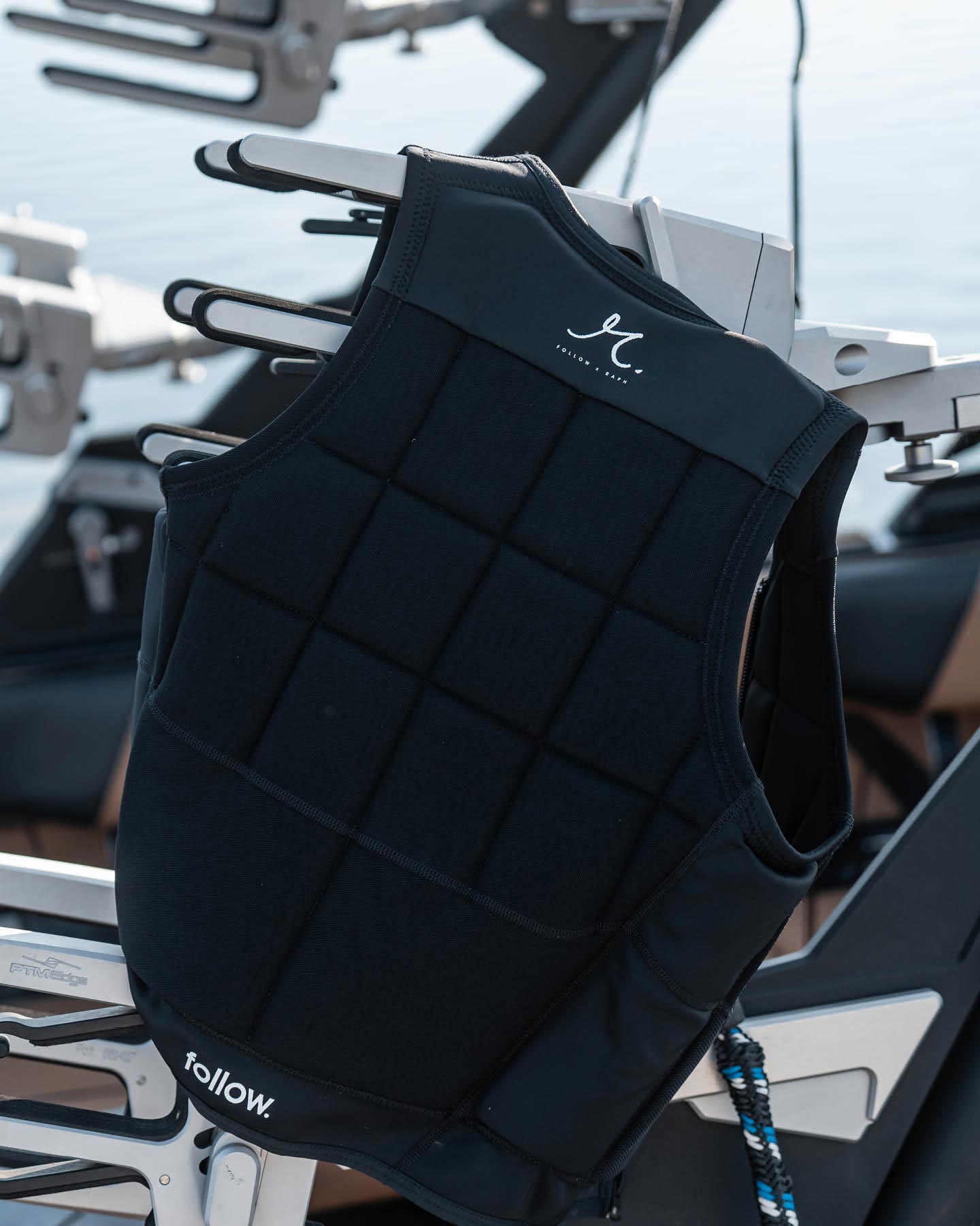 Follow Rd Impact- Black - Lifestyle 1