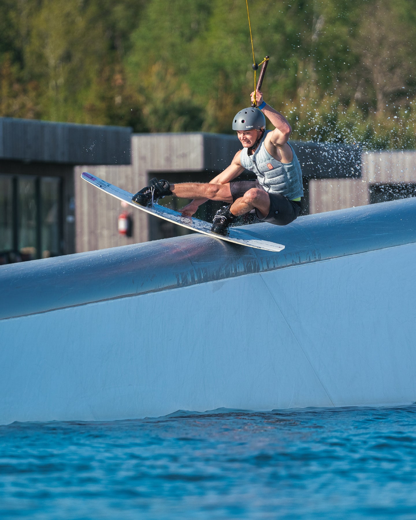 Follow Employee of the Month Impact- Grey - Lifestyle 2