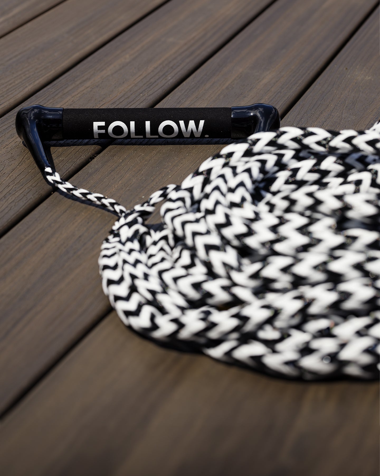 Follow Surf Package - Black/White — wakeboard handle and rope, action view 01