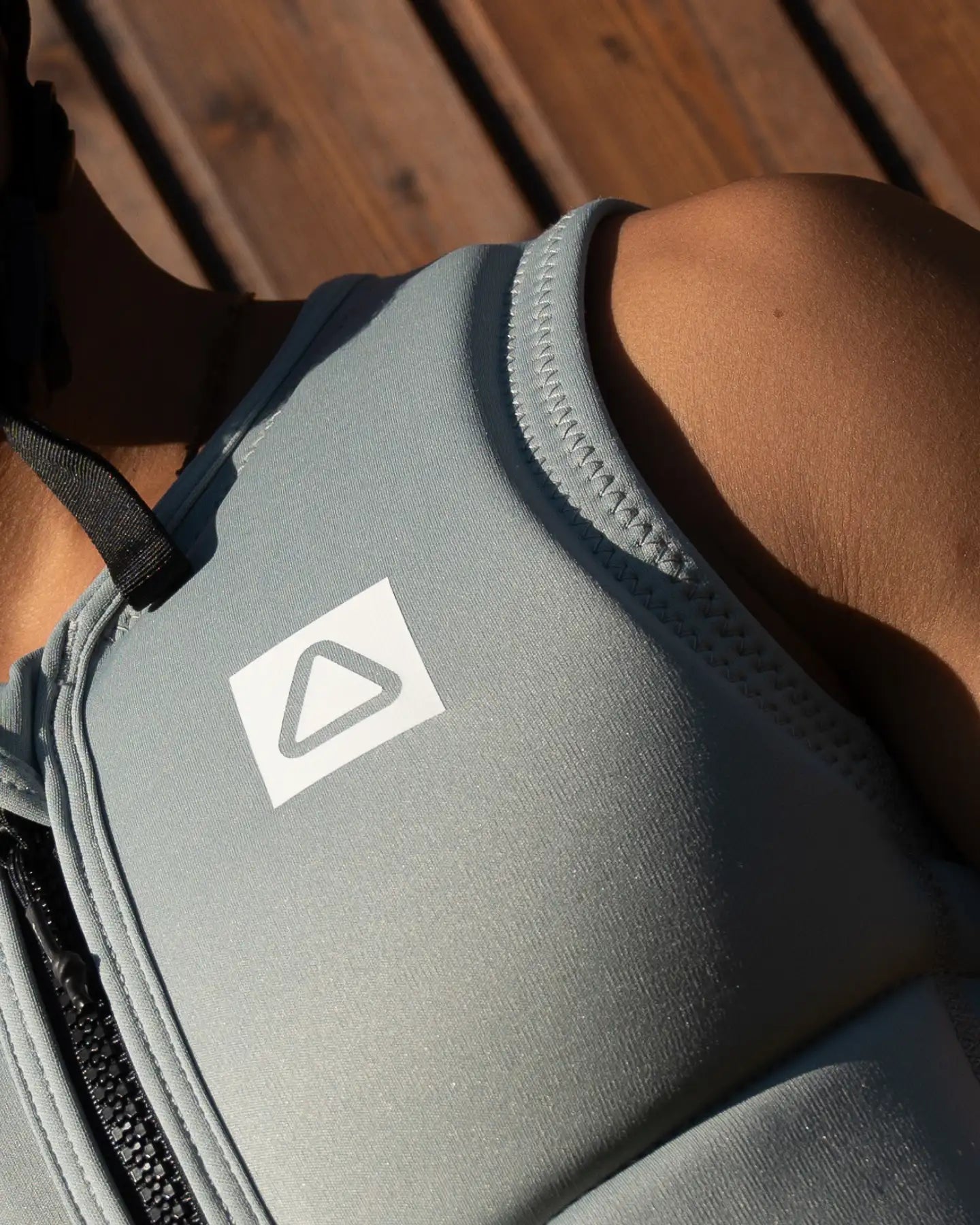 Follow Corp Impact Vest - Grey/Green lifestyle 2