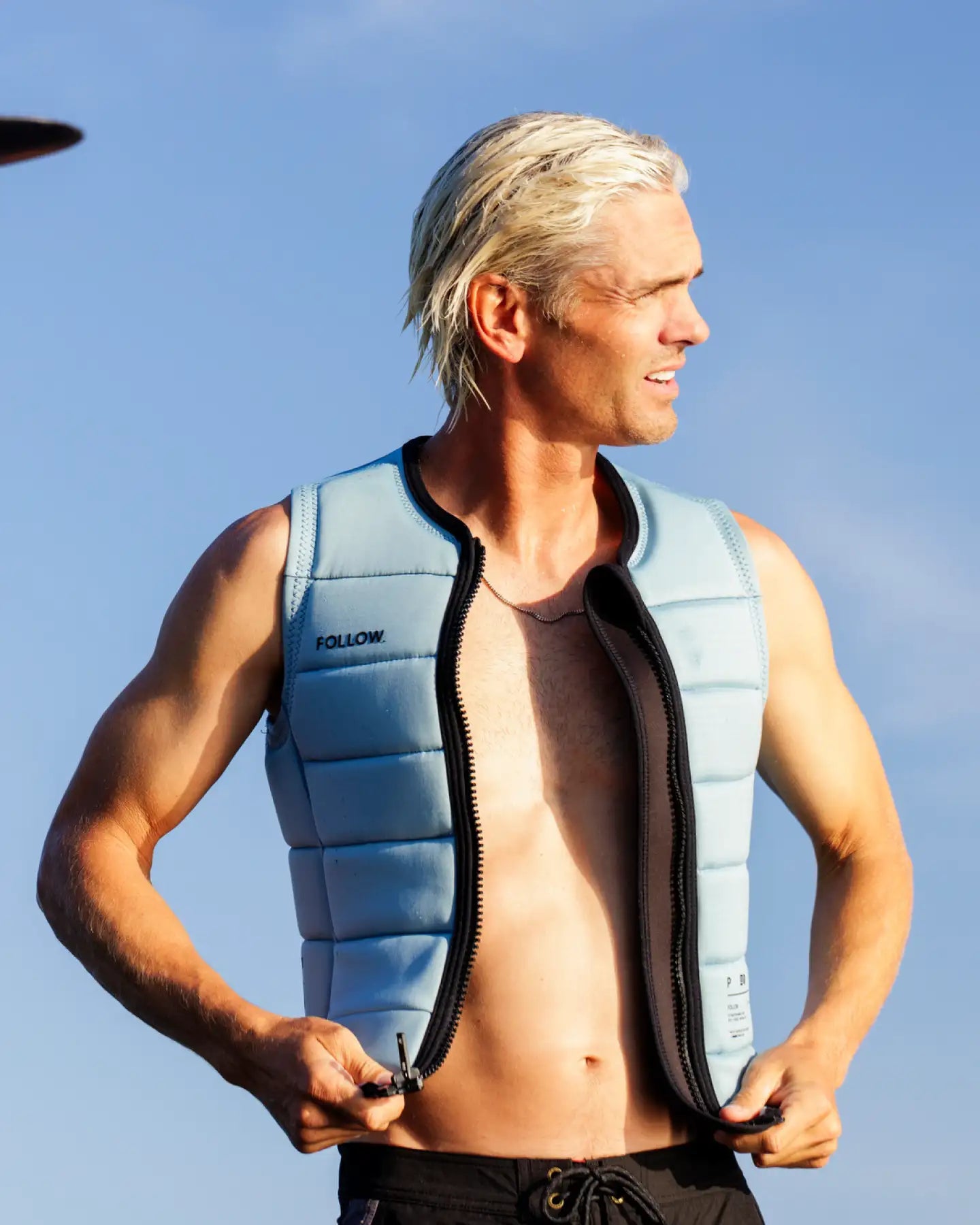 Follow P1 Traction Impact Vest - Ocean lifestyle 7