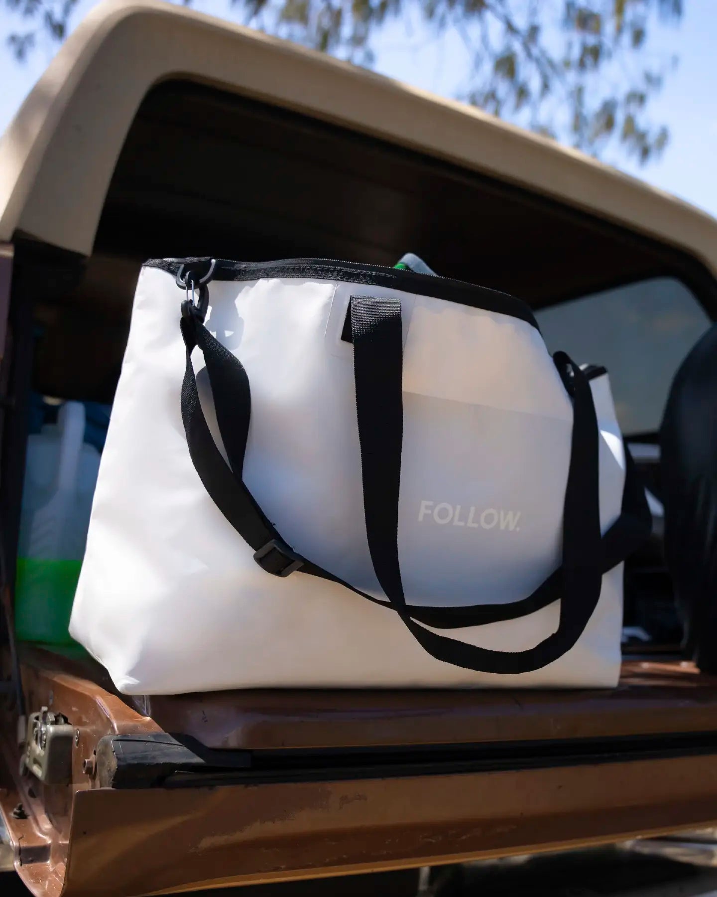 Follow Life Board Travel Bag - Light Grey lifestyle 4