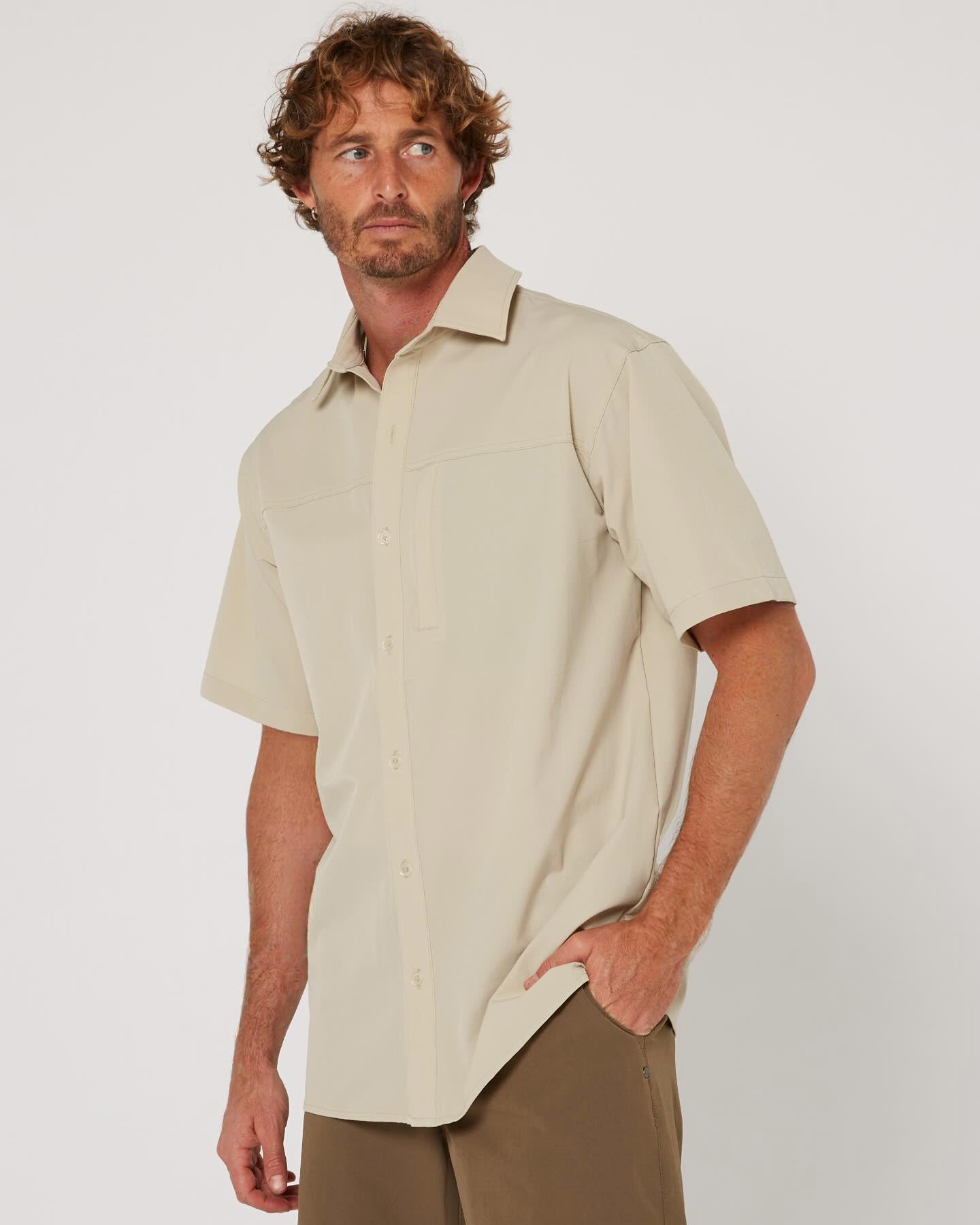 Follow Travel Shirt S/S - Cream 6