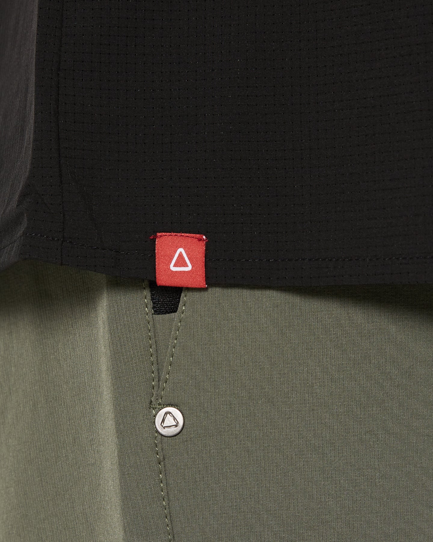 Follow Tech Shirt S/S - Black 4