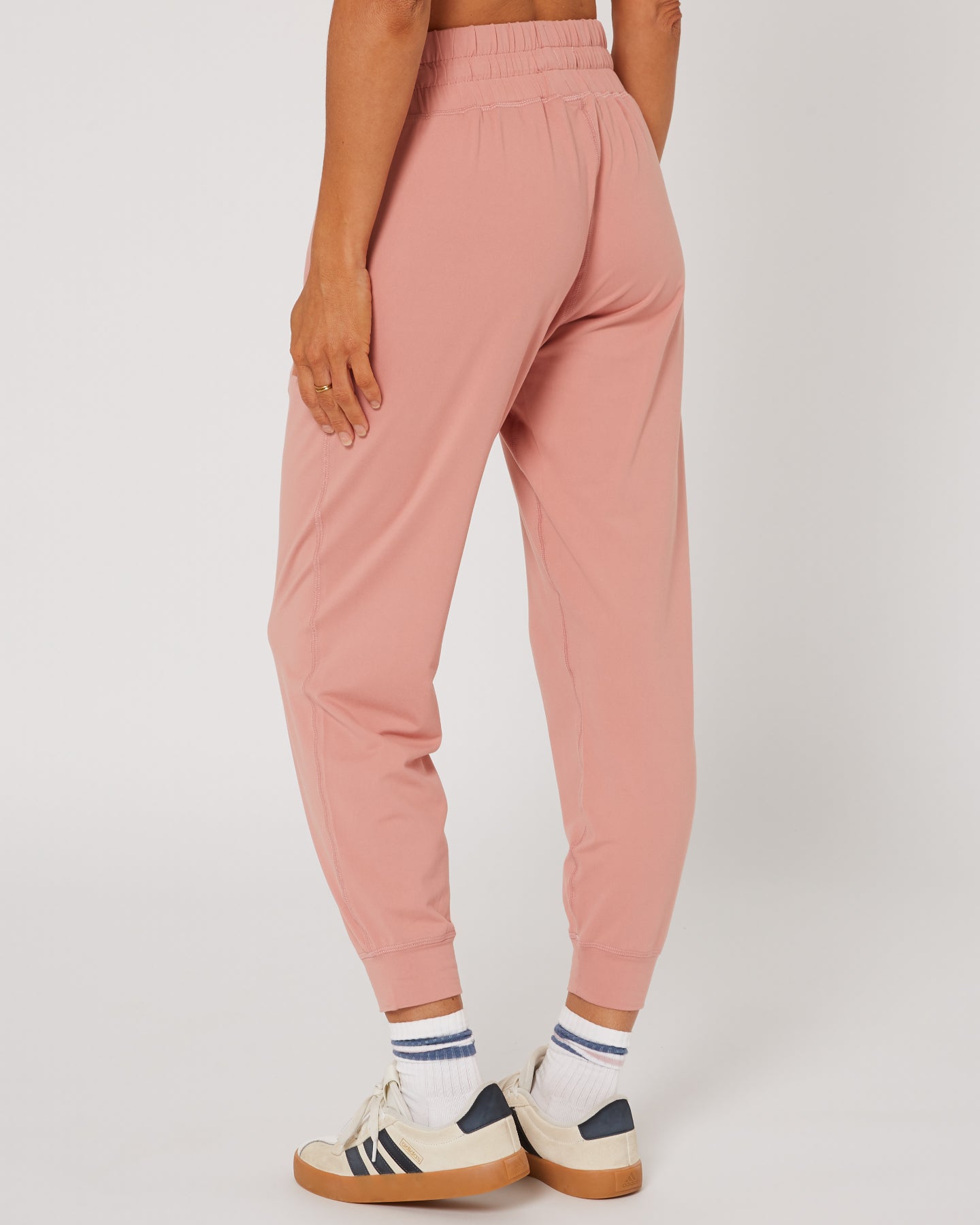 Follow Serena Jogger - Pastel Pink 11