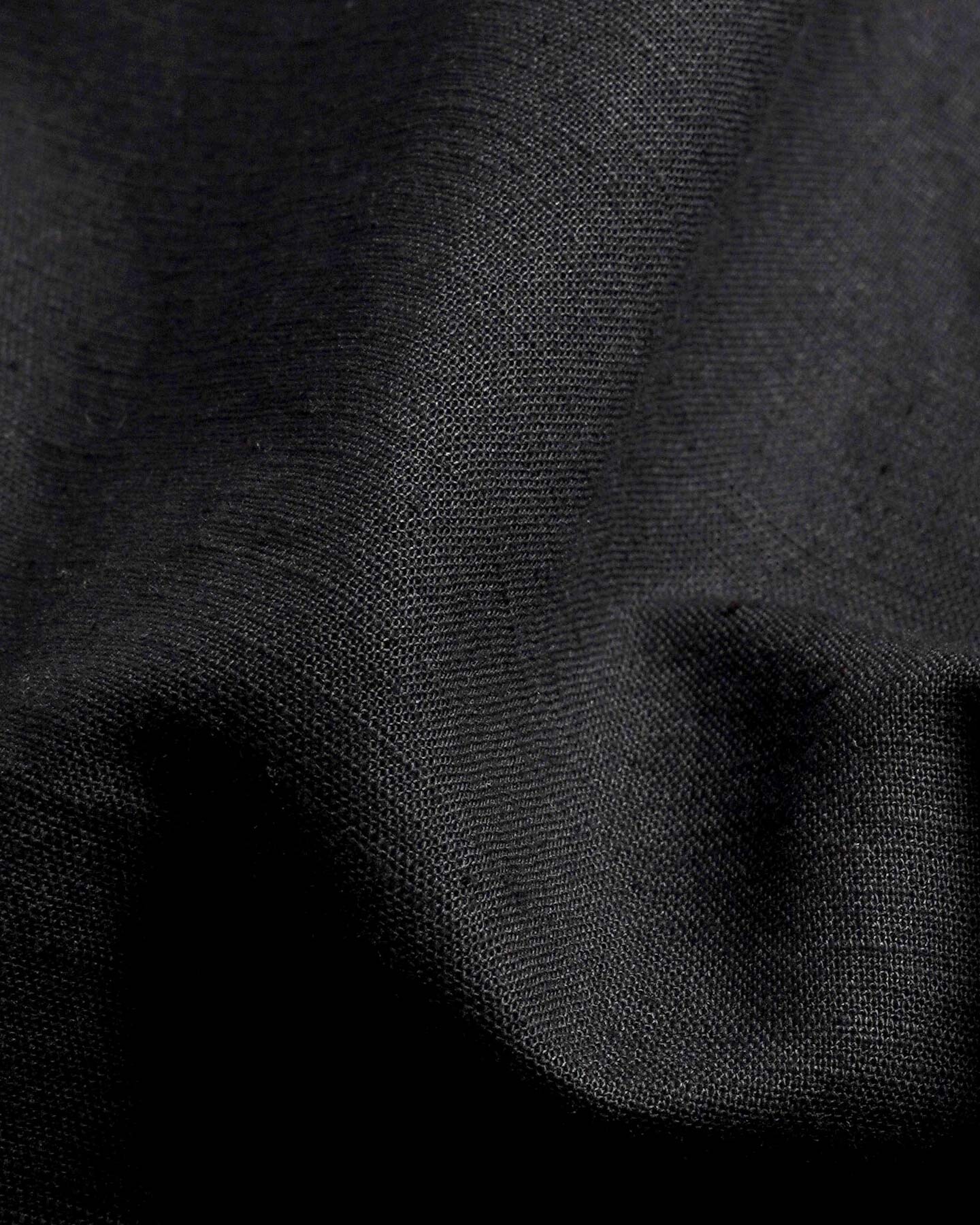 Follow Isla Linen Shirt - Black — women's wakeboard apparel